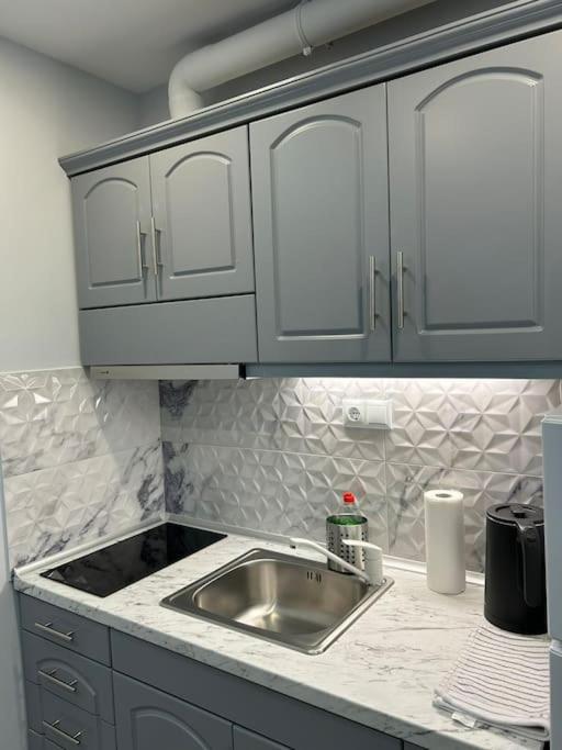Black Eagle Apartment ดรามา ภายนอก รูปภาพ